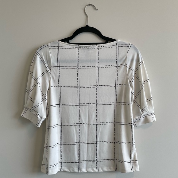 H&M Checkered White & Black Blouse Size XS - Picture 2 of 4